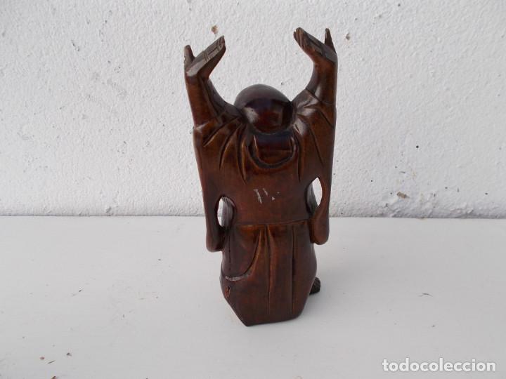 Artesan&iacute;a: figura de madera oriental - Foto 4
