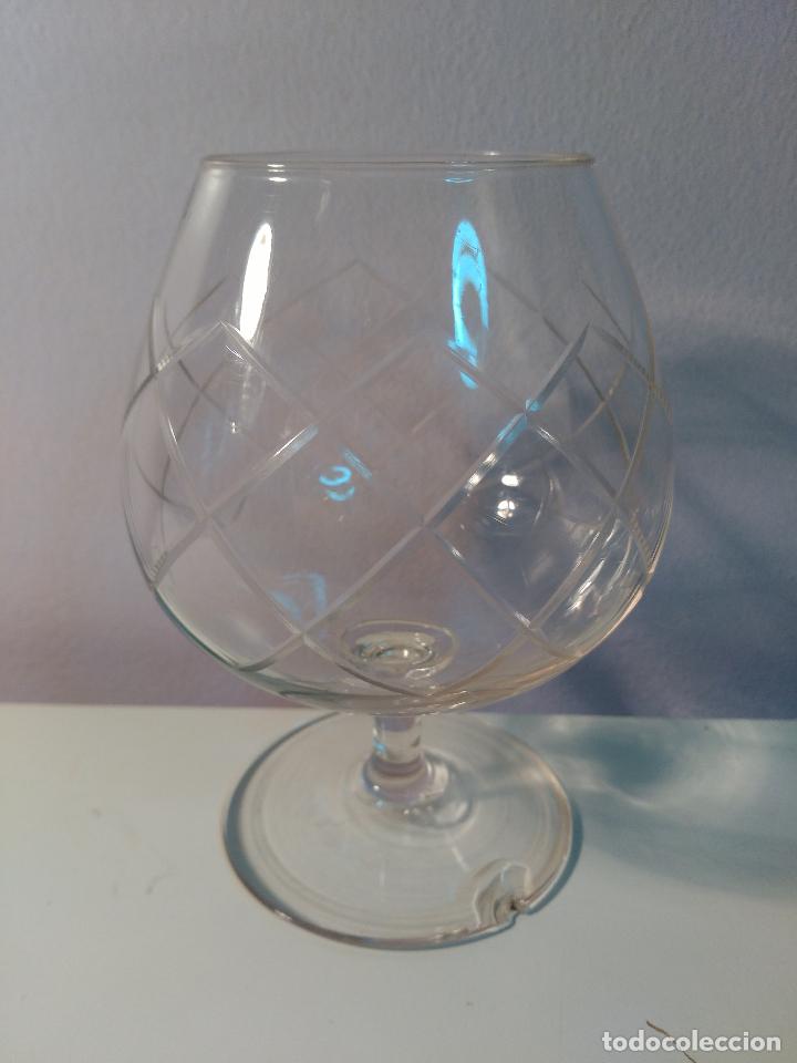 Artesan&iacute;a: Copa de bal&oacute;n. Cristal labrado. - Foto 2