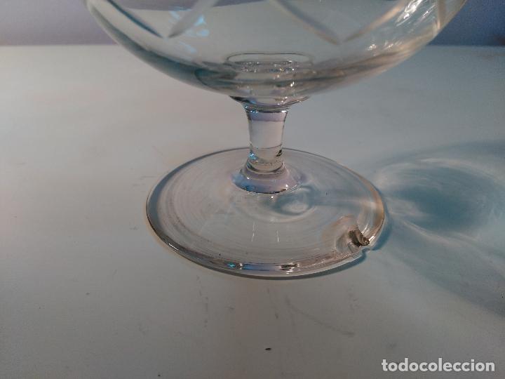 Artesan&iacute;a: Copa de bal&oacute;n. Cristal labrado. - Foto 4