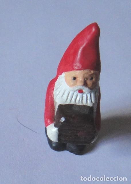 Artesan&iacute;a: Miniatura de gnomo, con libros - Foto 1