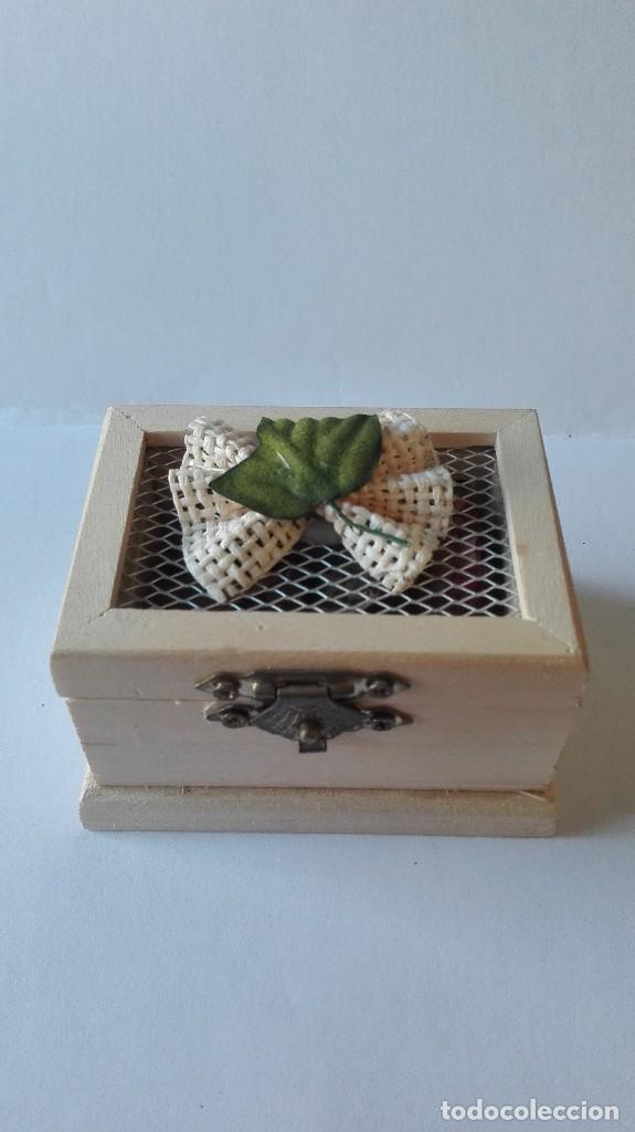 Artesan&iacute;a: Cajita de madera - Foto 1