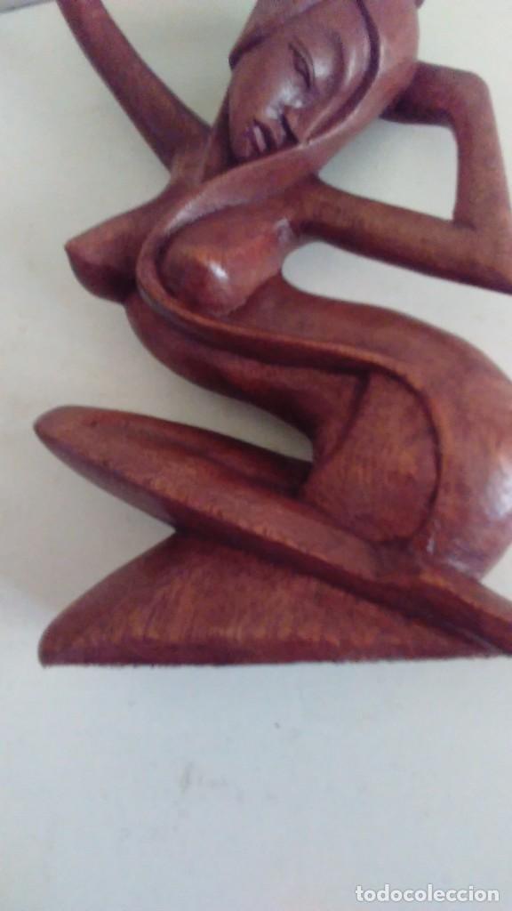 Artesan&iacute;a: Escultura de mujer desnuda en madera - Foto 6