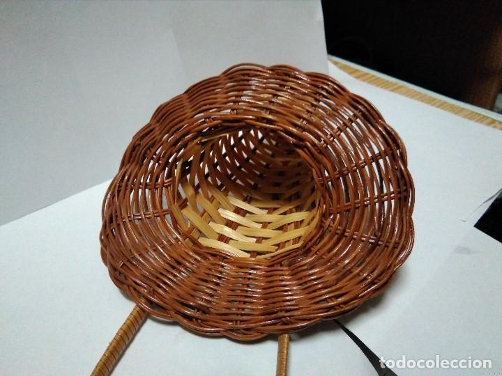 Artesan&iacute;a: florero de palma para ramo - Foto 3