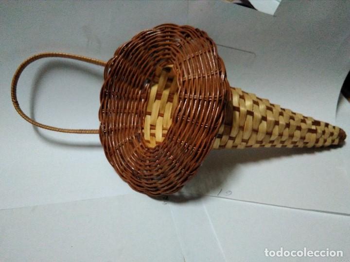 Artesan&iacute;a: florero de palma para ramo - Foto 5