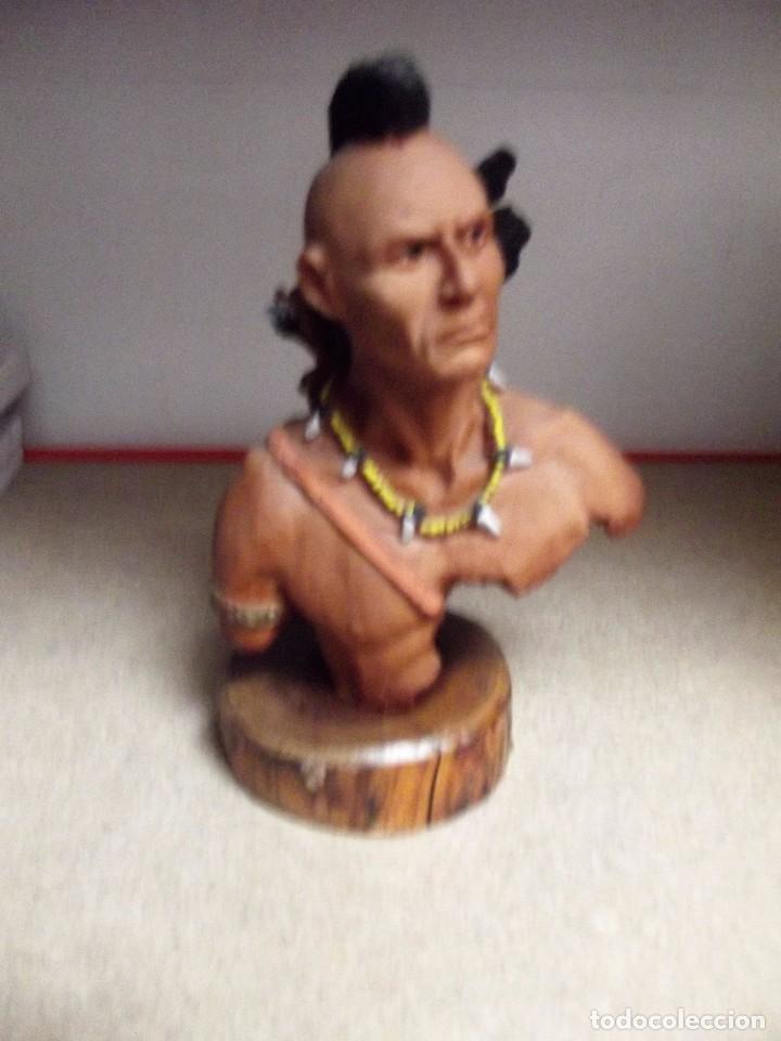 Artesan&iacute;a: INDIOS DE RESINA CON BASE DE MADERA - Foto 1