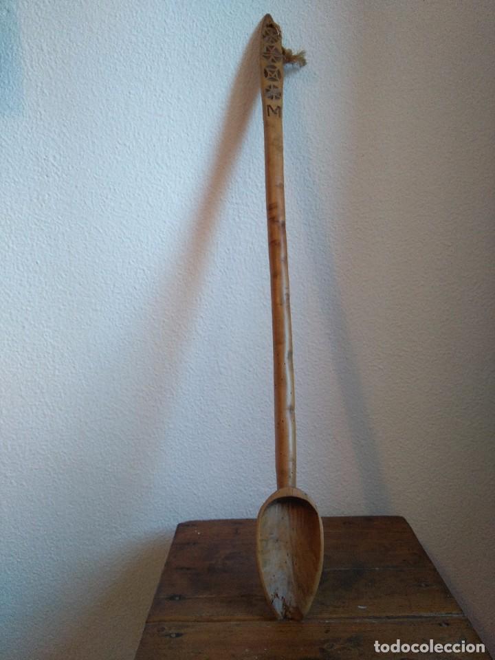 Artesan&iacute;a: Gran cuchara madera tallada - Foto 1