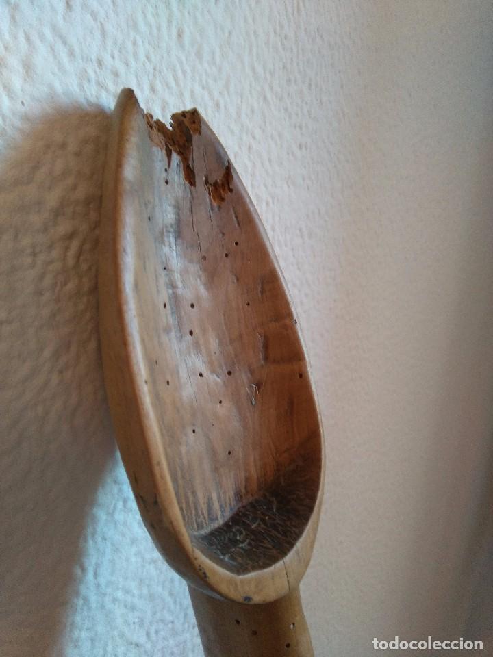 Artesan&iacute;a: Gran cuchara madera tallada - Foto 6