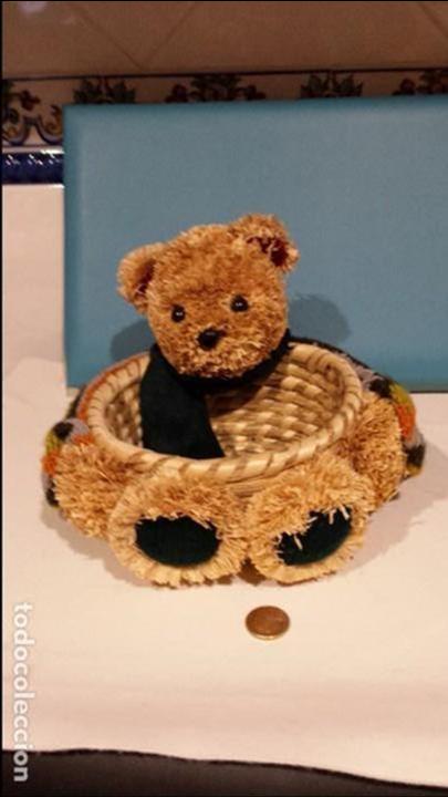 Artesan&iacute;a: Oso con cesta. - Foto 1