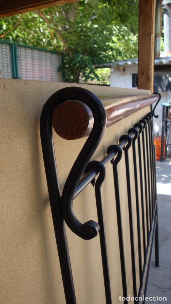 Artesan&iacute;a: CABECERO DE FORJA CON MADERA - Foto 3