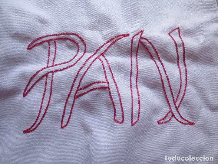 Artesan&iacute;a: BOLSA DE PAN BORDADA A MANO - Foto 2