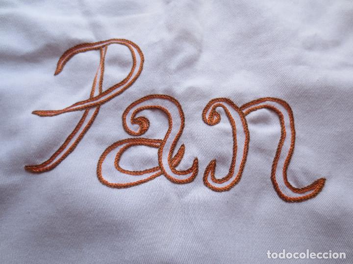 Artesan&iacute;a: BOLSA DE PAN BORDADA A MANO - Foto 2