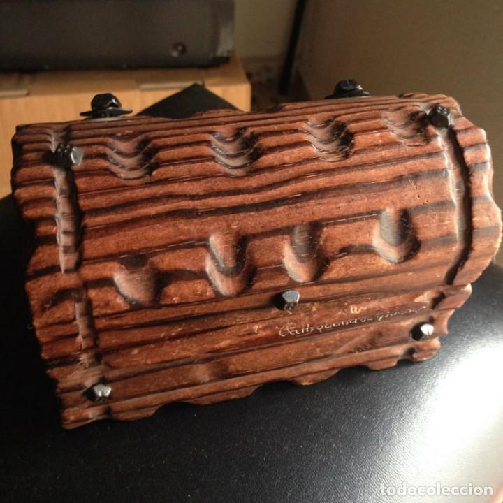 Artesan&iacute;a: Baul de Madera - Foto 3