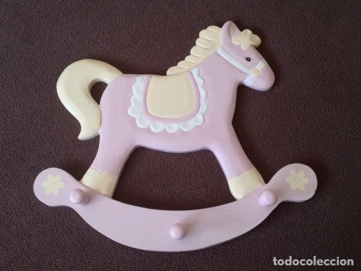 Artesan&iacute;a: Percha Infantil Caballito. - Foto 1