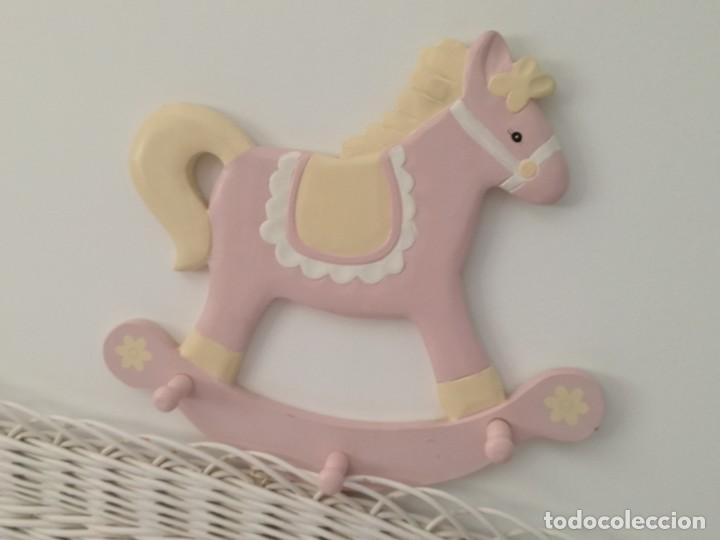 Artesan&iacute;a: Percha Infantil Caballito. - Foto 3