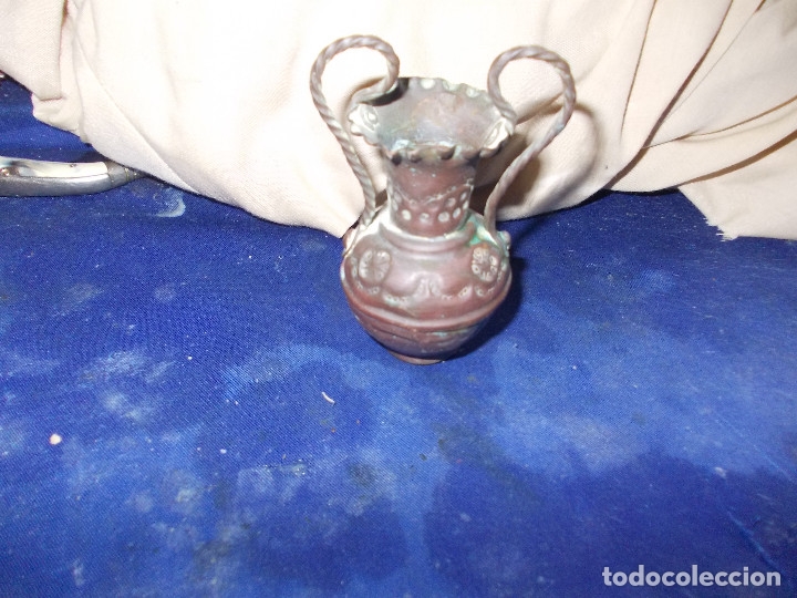 Artesan&iacute;a: jarroncito de cobre antiguo - Foto 1
