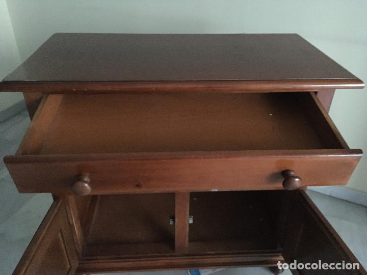 Artesan&iacute;a: MUEBLE TELEVICI&Oacute;N CON BALDA Y CAJ&Oacute;N Y DOS COMPARTIMENTOS - Foto 3