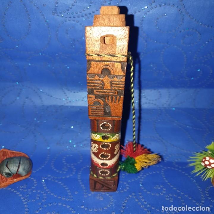 Artesan&iacute;a: COLORIDA TARKA TALLADA EN MADERA - Foto 2