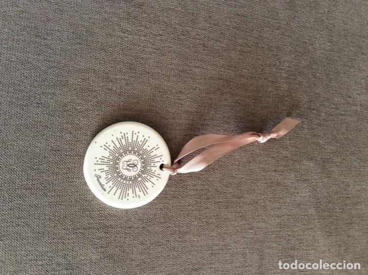 Artesan&iacute;a: Colgadores guerlain - Foto 2