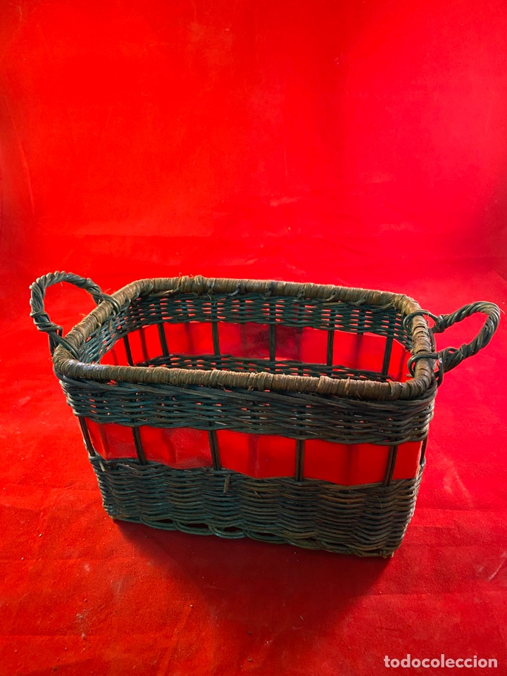 Artesan&iacute;a: Cesta de mimbre - Foto 1