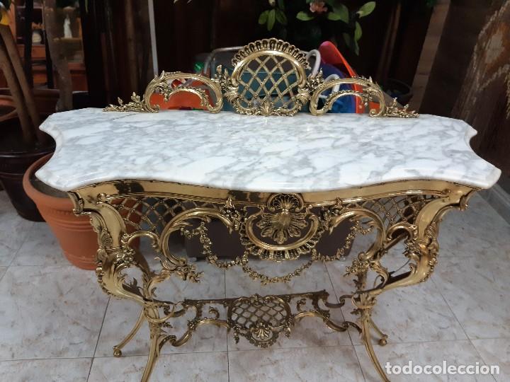 Artesan&iacute;a: consola de bronce , con espejo - Foto 3