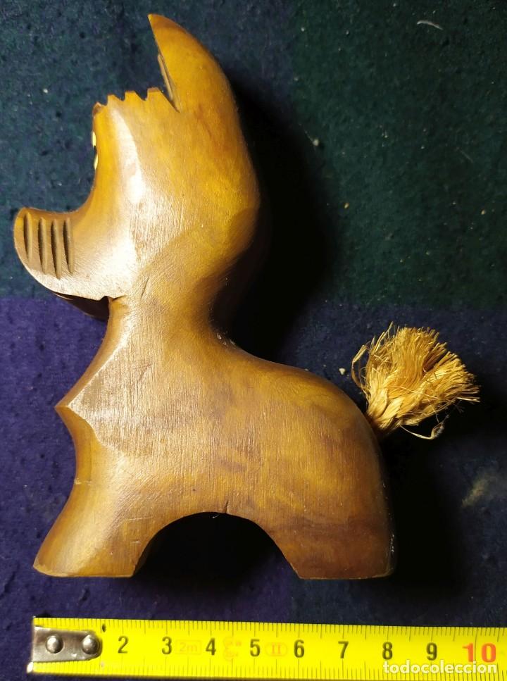 Artesan&iacute;a: PERRITO DE MADERA TALLADA - Foto 2