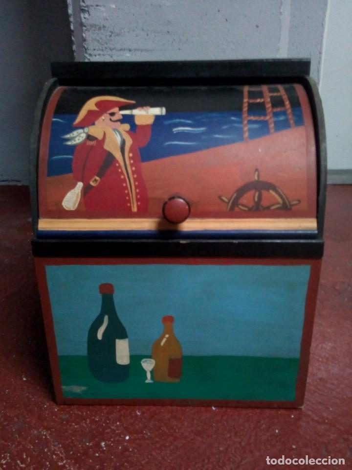 Artesan&iacute;a: MUEBLE BAR BOTELLERO - Foto 1