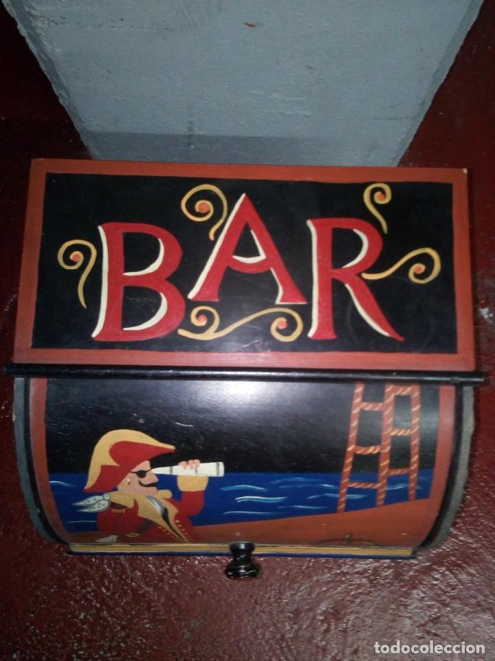 Artesan&iacute;a: MUEBLE BAR BOTELLERO - Foto 2