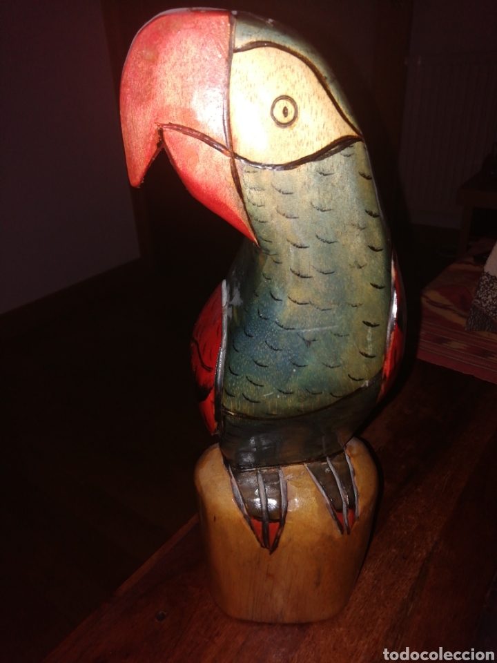 Artesan&iacute;a: Loro madera de una pieza - Foto 3