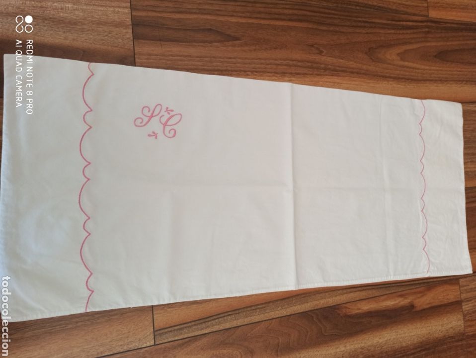 Artesan&iacute;a: Almohada bordada - Foto 3