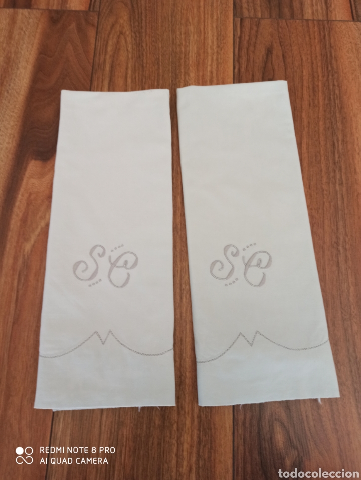 Artesan&iacute;a: 2 almohadas bordadas - Foto 2
