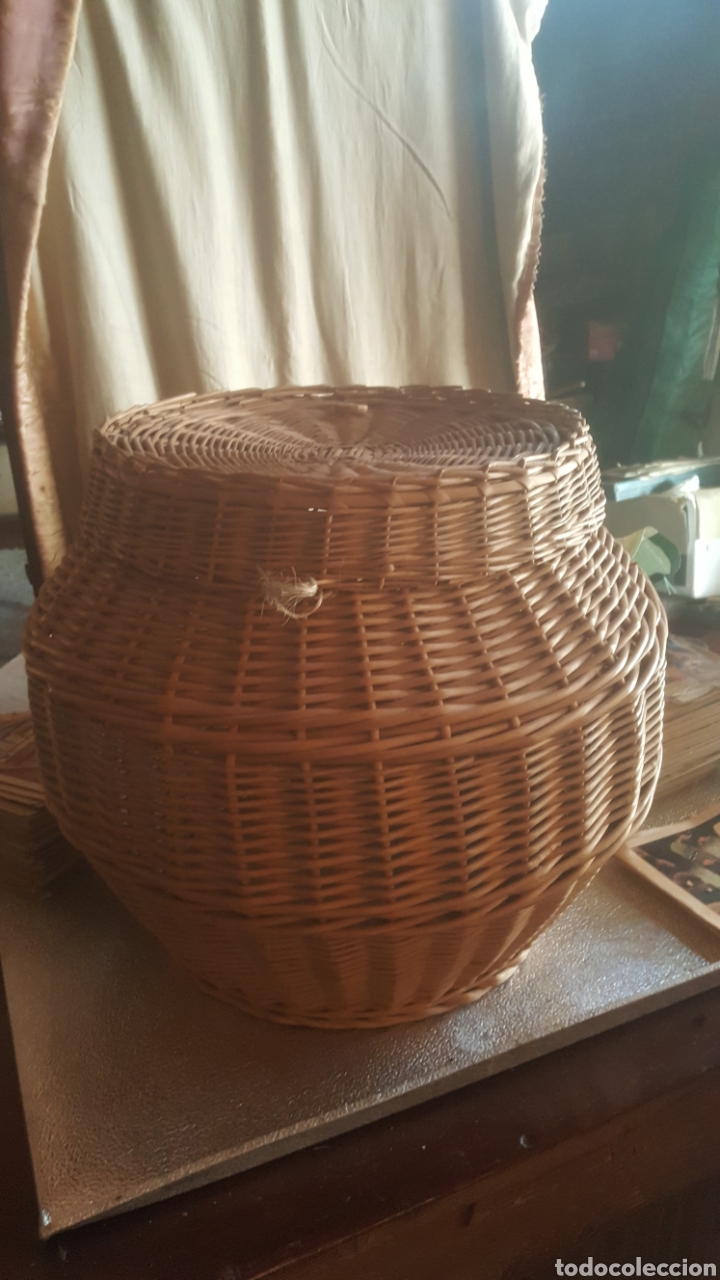 Artesan&iacute;a: Cesto de mimbre - Foto 1