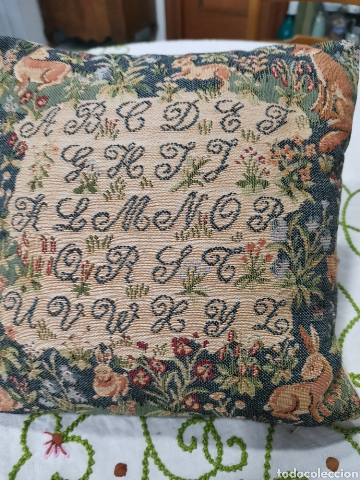 Artesan&iacute;a: Cojin con abecedario - Foto 1