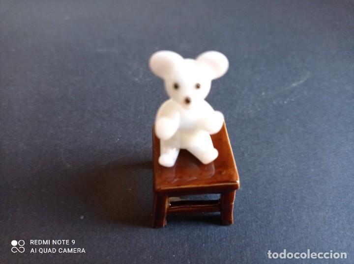 Artesan&iacute;a: FIGURA DE MINI CONEJO EN BLANCO - Foto 1