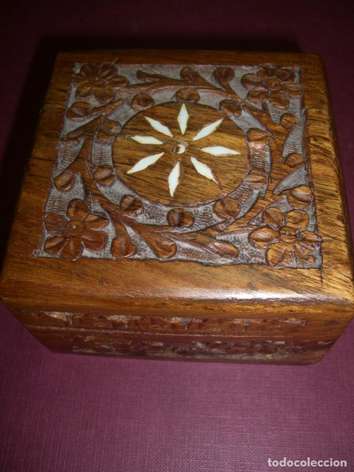 Artesan&iacute;a: CAJA EN MADERA TALLADA - Foto 2
