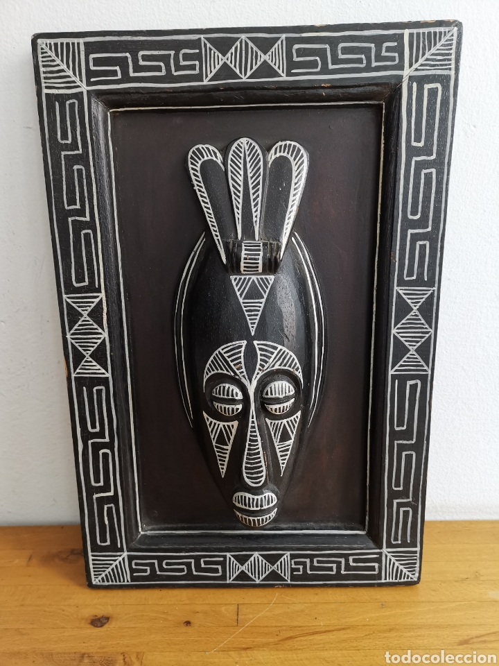 Artesan&iacute;a: Cuadro de m&aacute;scara africana de madera. - Foto 1