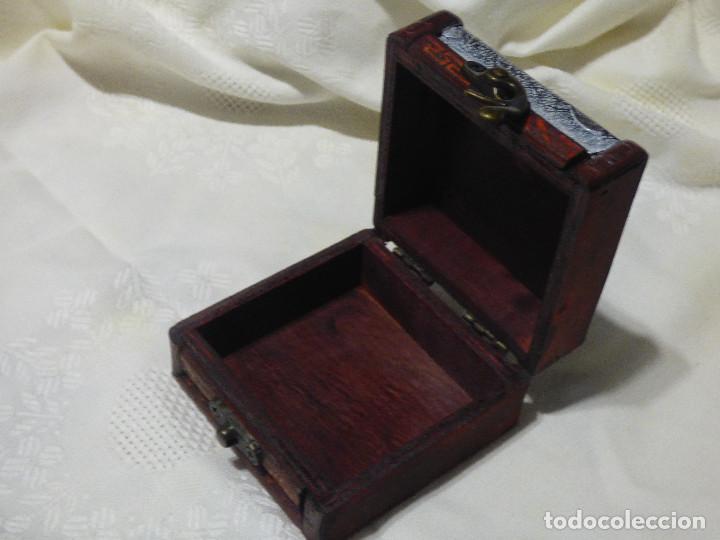 Artesan&iacute;a: Caja ,joyero. - Foto 3