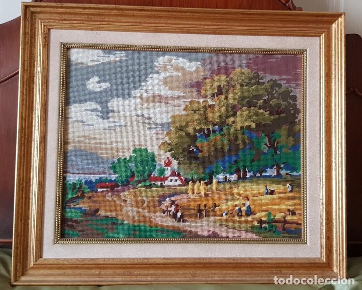 Artesan&iacute;a: Cuadro bordado en petit point - Foto 1