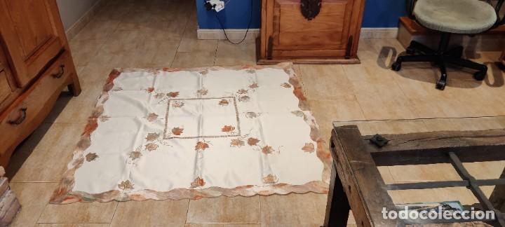 Artesan&iacute;a: mantel hecho a mano. - Foto 1