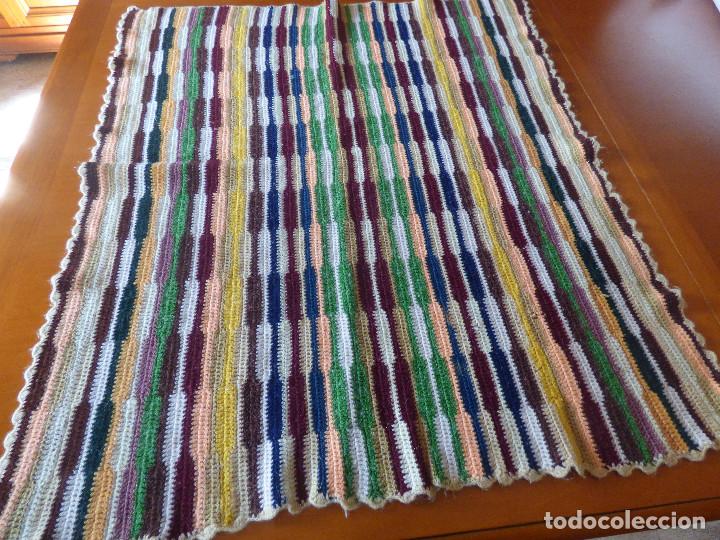 Artesan&iacute;a: Alfombra, de ganchillo. - Foto 1