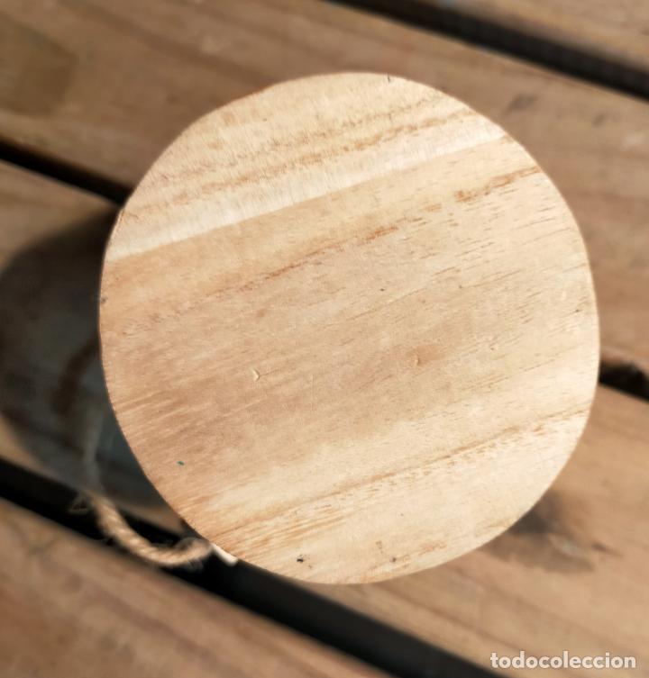 Artesan&iacute;a: CUBILETE DE MADERA - Foto 5