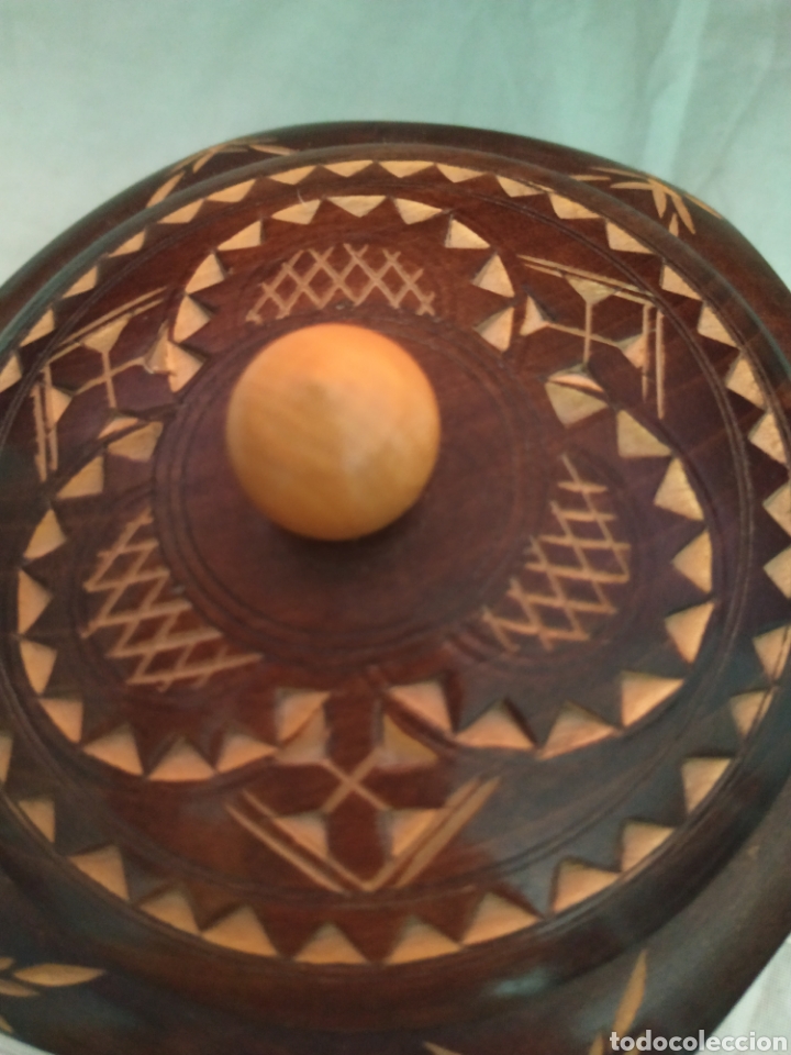 Artesan&iacute;a: Caja madera tallada - Foto 3