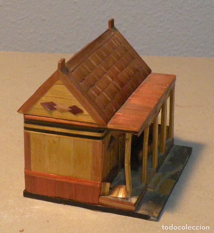 Artesan&iacute;a: CAJITA DE BAMBU EN FORMA DE CASA - Foto 2