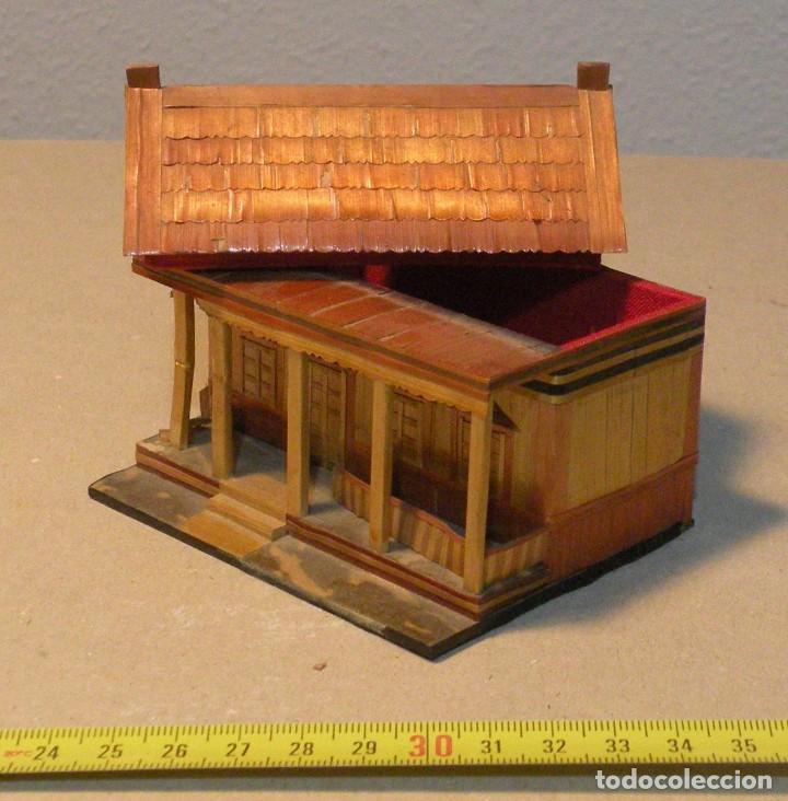 Artesan&iacute;a: CAJITA DE BAMBU EN FORMA DE CASA - Foto 3
