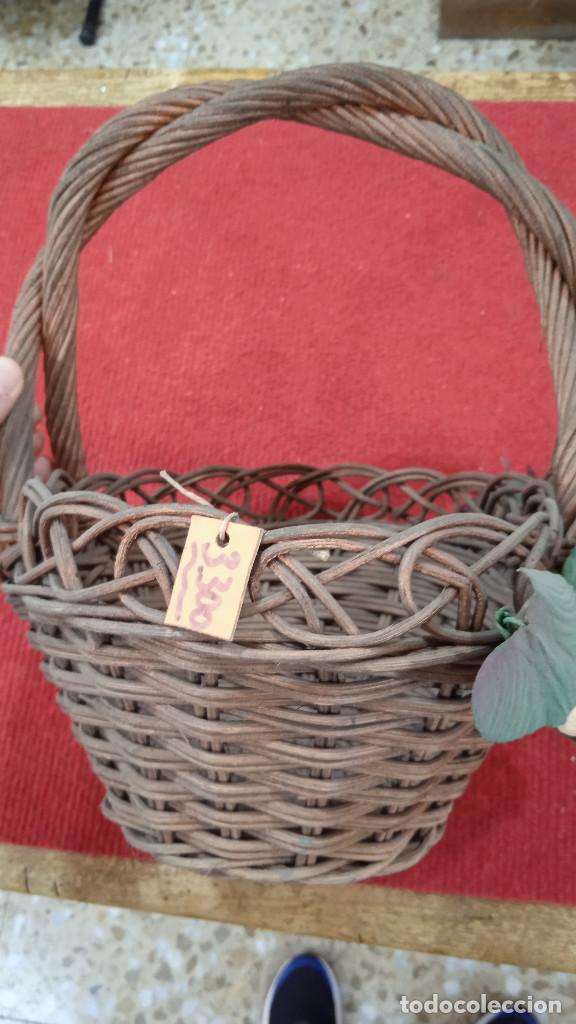 Artesan&iacute;a: CESTA DE MIMBRE - Foto 2
