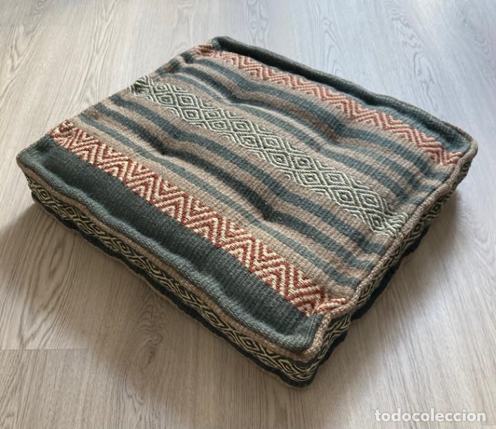 Artesan&iacute;a: Puff hecho a mano. Yute y Algod&oacute;n - Foto 2