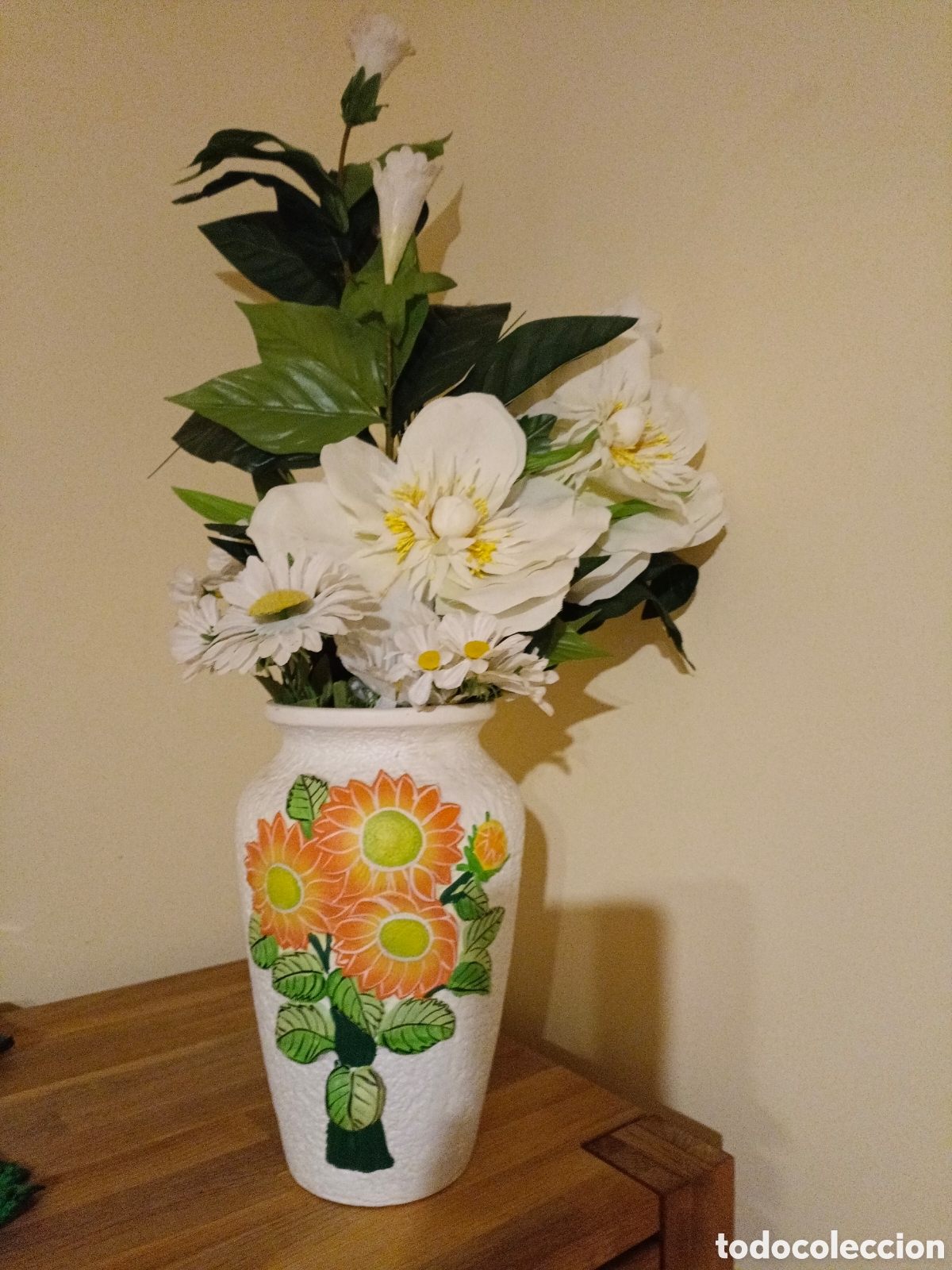 Artesan&iacute;a: Florero con el ramo de flores - Foto 1