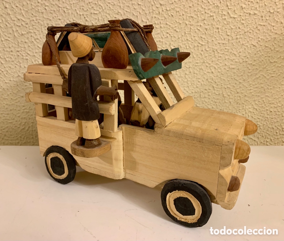 Artesan&iacute;a: Coche de madera de &Aacute;frica - Foto 3