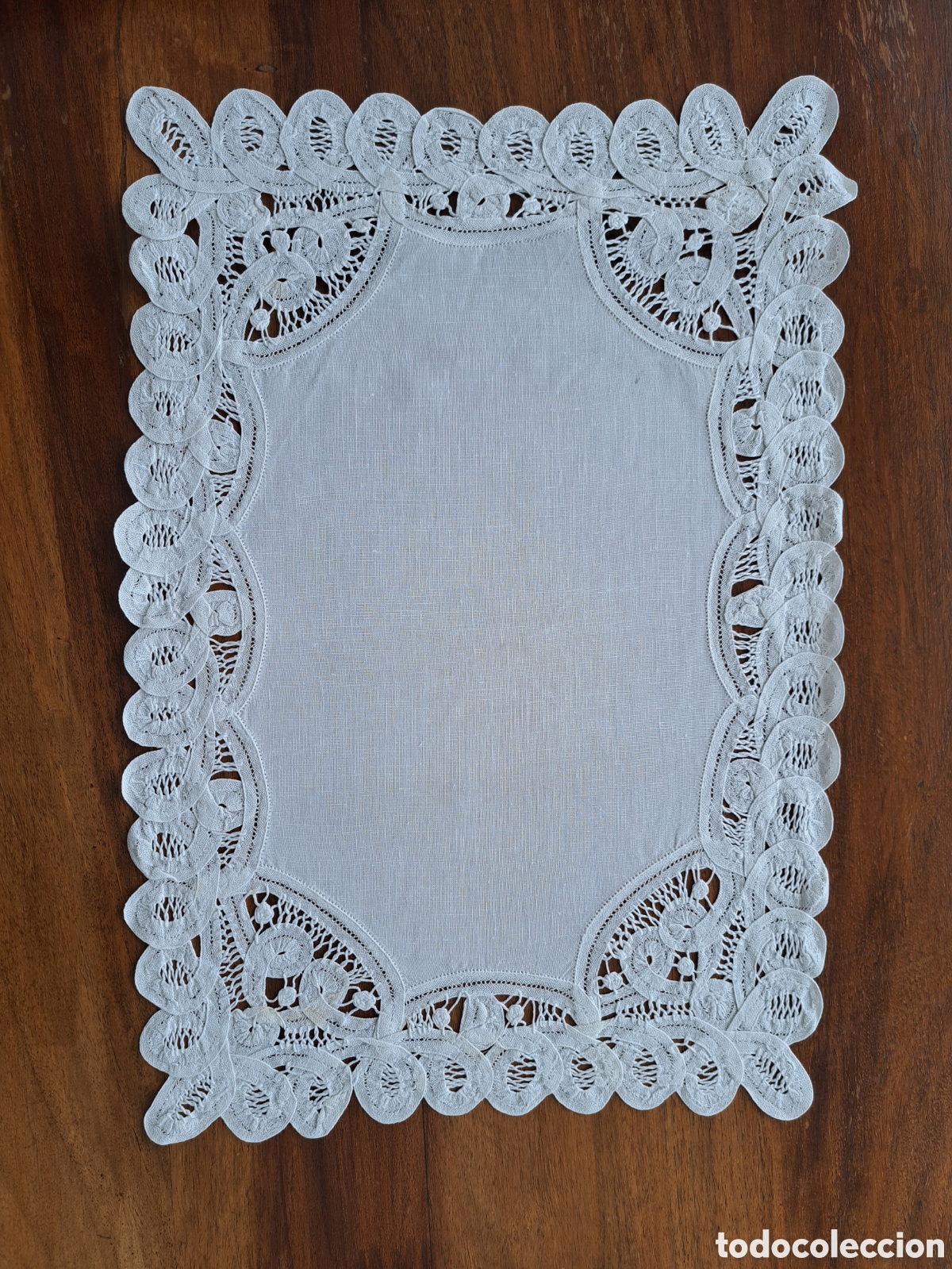 Artesan&iacute;a: tapete rectangular encaje de Bruselas (40x28 cms) - Foto 2