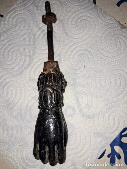 Artesan&iacute;a: Antigua aldaba de puerta - Foto 3