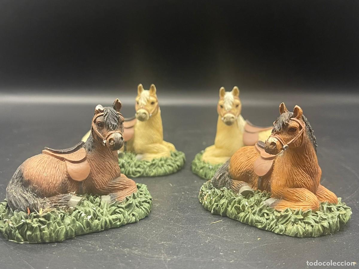 Artesan&iacute;a: COLECCI&Oacute;N DE 4 FIGURAS CABALLOS - Foto 2